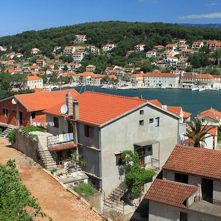 Apartments With A Parking Space Jelsa, Hvar - 8746 ييلسا المظهر الخارجي الصورة