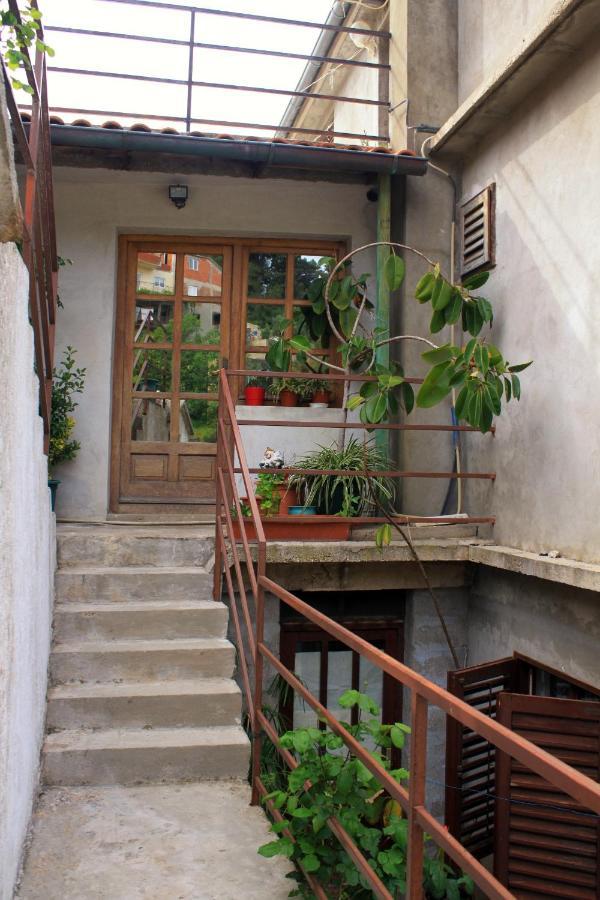 Apartments With A Parking Space Jelsa, Hvar - 8746 ييلسا المظهر الخارجي الصورة