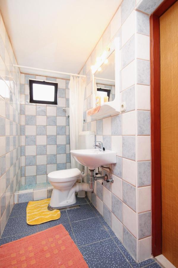 Apartments With A Parking Space Jelsa, Hvar - 8746 ييلسا المظهر الخارجي الصورة